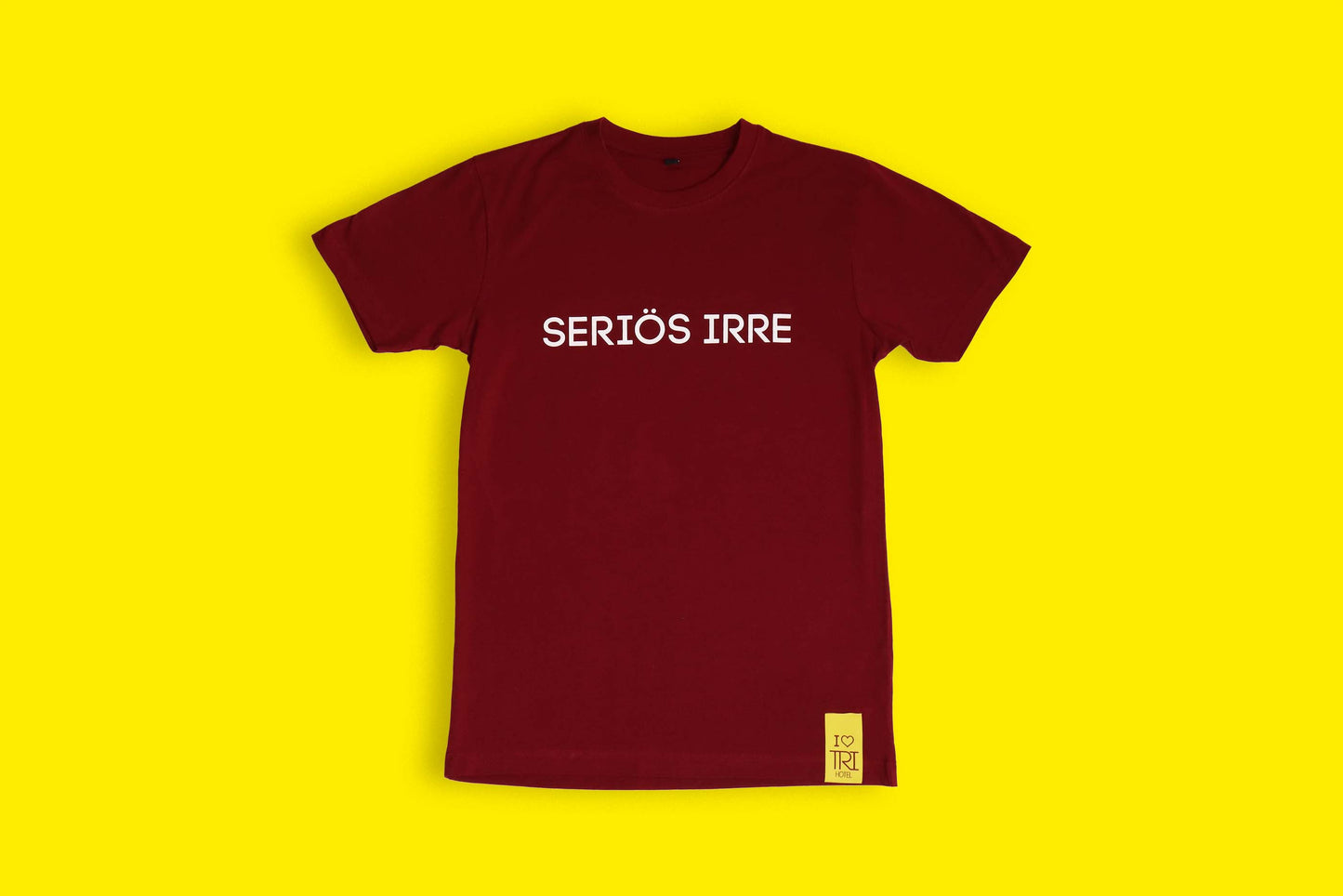 T-Shirt "seriös irre" - rot